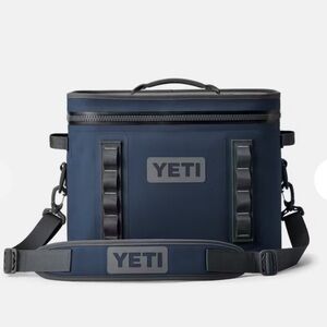 NEW in package, Yeti Hopper 18 Navy Blue